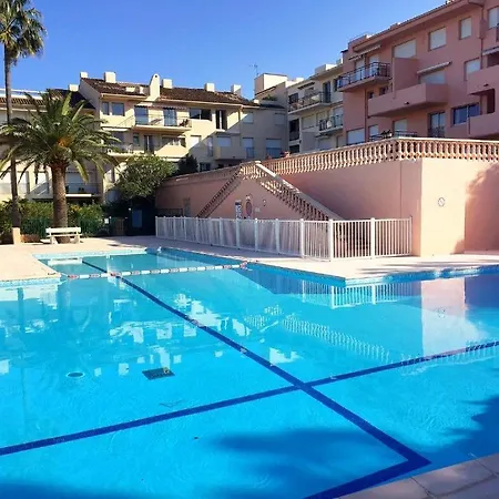 Sunset-apartment St-tropez-swimming Pool-parking アパート